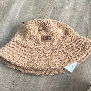 UGG Sherpa Bucket Hat - NWT